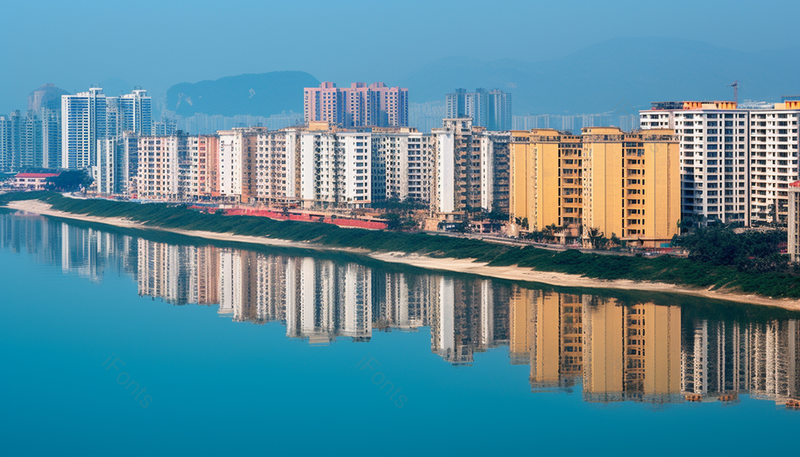 清澈湖面倒影着城市建筑物实拍摄影图,高清,摄影图,摄影图片,图片大全,摄影图免费下载